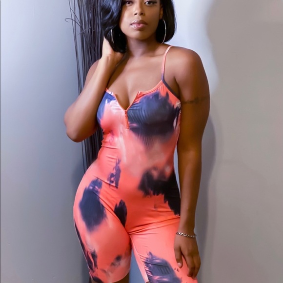 STARBURST ROMPER - Picture 2 of 3